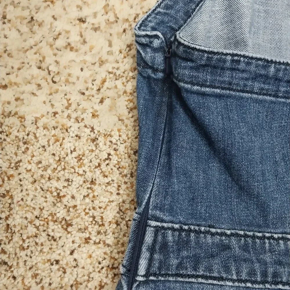 3627 Size S/M Upcycled Universal Thread Jean Jumper. - Picture 6 of 10